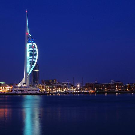 Duke Of Buckingham Hotel Portsmouth Exterior photo